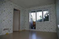 22037